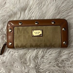 Michael Kors wallet